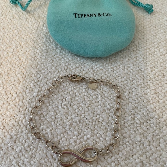 Tiffany and co infinity bracelet - Picture 1 of 2